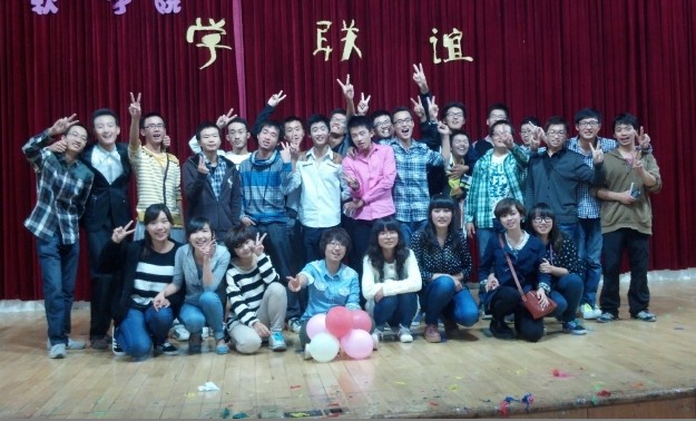 软件学院2012-2013团学联谊晚会圆满成功